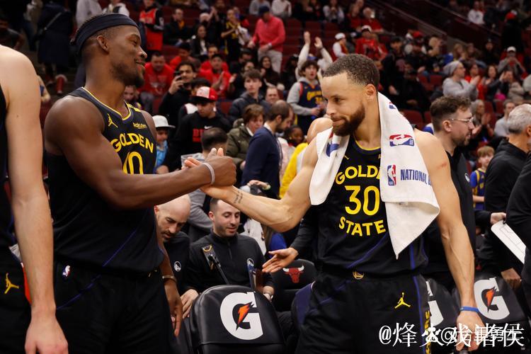 勇士总经理:不认为会交易巴特勒 期待他下赛季回归 勇士总经理:不认为会交易巴特勒 期待他下赛季回归